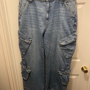 Women’s Baggy Cargo Jeans